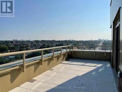 1012 - 1787 St Clair Avenue, Toronto (Weston-Pellam Park), ON - Outdoor With View