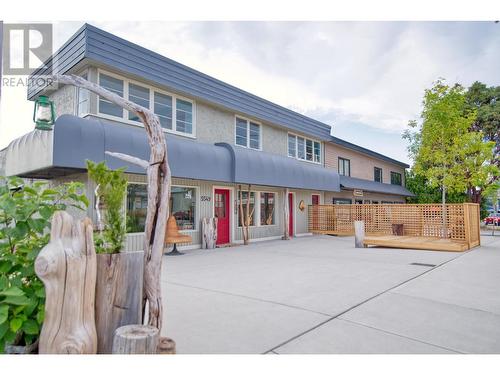 5549 Wharf Avenue, Sechelt, BC 