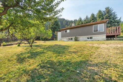 2522 Purdy Road, Castlegar, BC - Outdoor