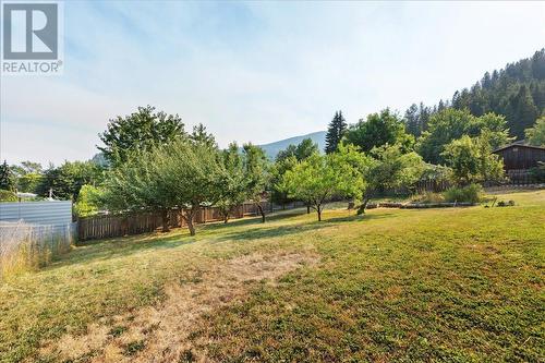 2522 Purdy  Road, Castlegar, BC - Outdoor With View