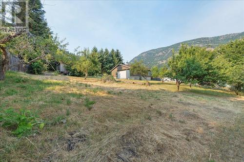 2522 Purdy  Road, Castlegar, BC - Outdoor With View