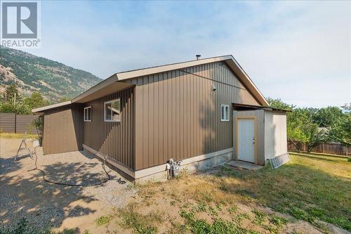 2522 Purdy  Road, Castlegar, BC - Outdoor With Exterior