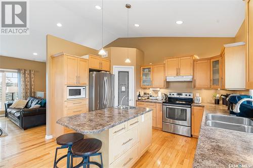 91 Rivers Edge Lane, Corman Park Rm No. 344, SK - Indoor Photo Showing Kitchen With Double Sink With Upgraded Kitchen