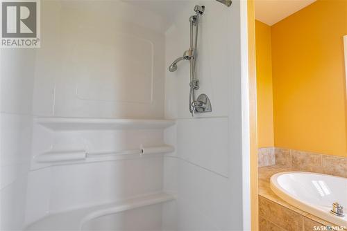 91 Rivers Edge Lane, Corman Park Rm No. 344, SK - Indoor Photo Showing Bathroom