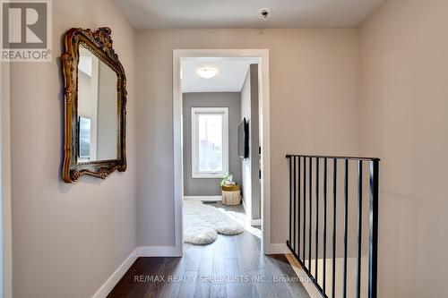 94 Glendale Avenue N, Hamilton (Crown Point), ON - Indoor Photo Showing Other Room