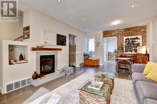 94 Glendale Avenue N, Hamilton (Crown Point), ON - Indoor Photo Showing Living Room With Fireplace