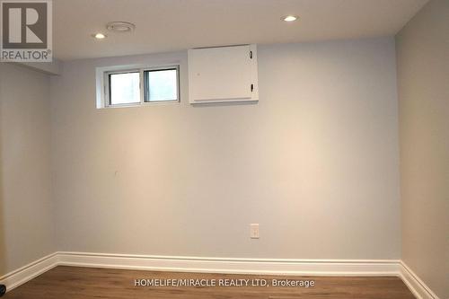 27 Glengrove Avenue, Hamilton (Mcquesten), ON - Indoor Photo Showing Other Room