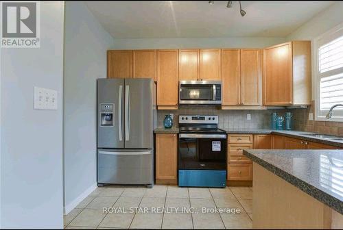 70 Tawnie Crescent, Brampton (Credit Valley), ON - Indoor Photo Showing Kitchen