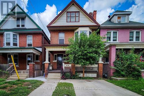 17 Barnesdale Avenue N, Hamilton (Stipley), ON - Outdoor With Deck Patio Veranda With Facade