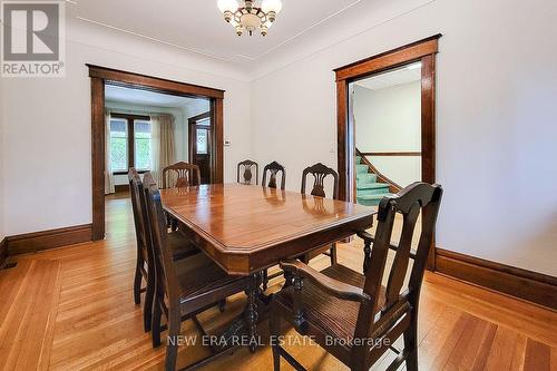 17 Barnesdale Avenue N, Hamilton (Stipley), ON - Indoor Photo Showing Dining Room