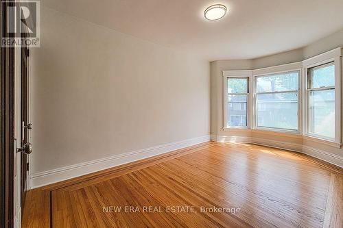 17 Barnesdale Avenue N, Hamilton (Stipley), ON - Indoor Photo Showing Other Room