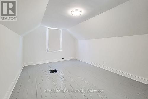 17 Barnesdale Avenue N, Hamilton (Stipley), ON - Indoor Photo Showing Other Room