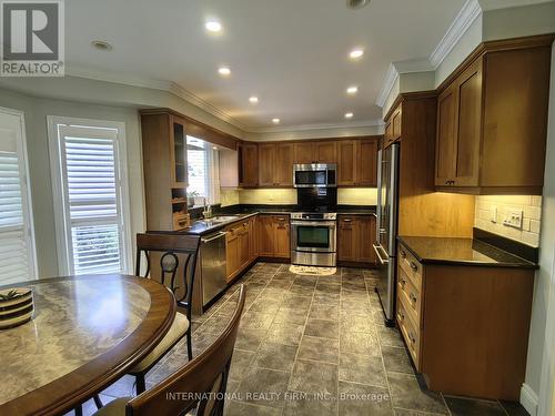 6 Mortimer Crescent, Ajax (Central West), ON - Indoor Photo Showing Kitchen With Stainless Steel Kitchen