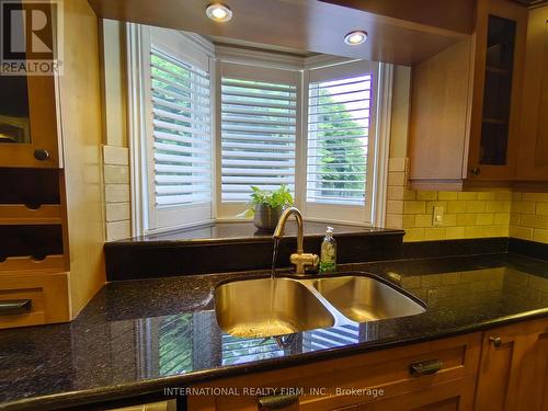 6 Mortimer Crescent, Ajax (Central West), ON - Indoor Photo Showing Kitchen With Double Sink