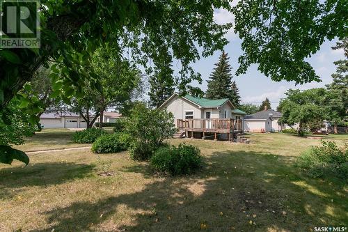 200 Russell Street, Luseland, SK - Outdoor With Deck Patio Veranda