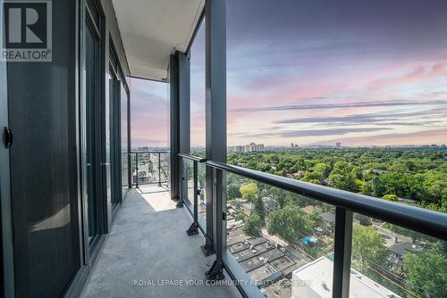 Ph06 - 2020 Bathurst Street, Toronto (Humewood-Cedarvale), ON - Outdoor With View