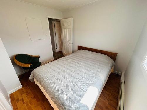 Bedroom - 44 Allée Lucienne-Labrosse, Les Îles-De-La-Madeleine, QC - Indoor Photo Showing Bedroom