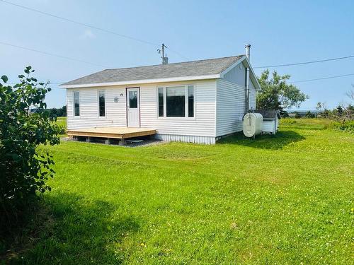 Frontage - 44 Allée Lucienne-Labrosse, Les Îles-De-La-Madeleine, QC - Outdoor With Exterior