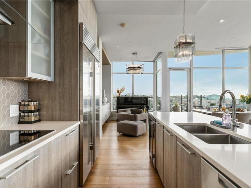 Ph1801-960 Yates St, Victoria, BC - Indoor Photo Showing Kitchen With Double Sink With Upgraded Kitchen