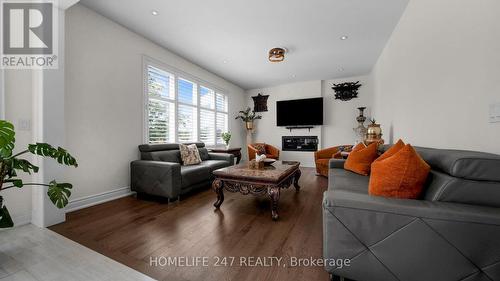 29 Bill Guy Drive, Georgina (Keswick South), ON - Indoor Photo Showing Living Room