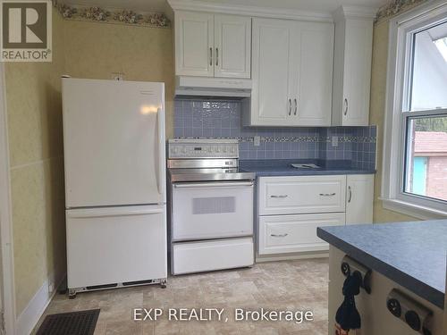 231 Mary Street, Guelph/Eramosa (Rockwood), ON - Indoor Photo Showing Kitchen