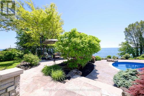 4038 Lakeshore Road, Burlington (Shoreacres), ON - Outdoor With In Ground Pool