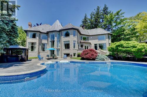 4038 Lakeshore Road, Burlington (Shoreacres), ON - Outdoor With In Ground Pool