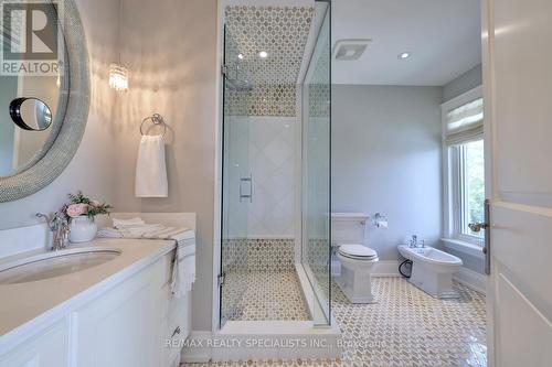 4038 Lakeshore Road, Burlington (Shoreacres), ON - Indoor Photo Showing Bathroom