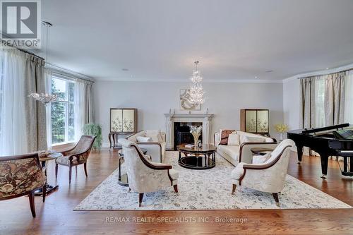 4038 Lakeshore Road, Burlington, ON - Indoor Photo Showing Living Room With Fireplace