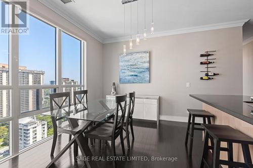 Ph5 - 88 Broadway Avenue, Toronto (Mount Pleasant West), ON - Indoor Photo Showing Dining Room