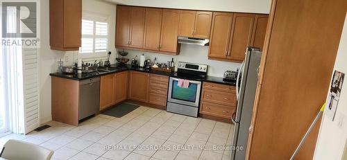 73 Eakin Mill Road, Markham (Wismer), ON - Indoor Photo Showing Kitchen