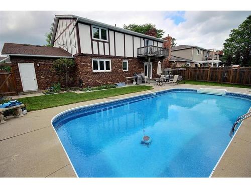 246 Twin Lakes Drive, Sarnia, ON 