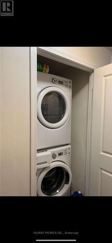 104 - 1140 Briar Hill Avenue, Toronto (Briar Hill-Belgravia), ON - Indoor Photo Showing Laundry Room