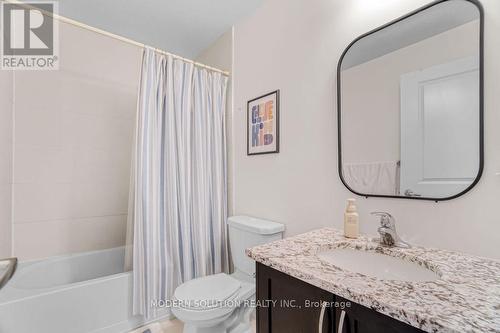 47 - 869 Wilson Avenue, Toronto (Downsview-Roding-Cfb), ON - Indoor Photo Showing Bathroom