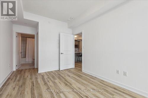 1001 - 450 Dundas Street E, Hamilton, ON - Indoor Photo Showing Other Room