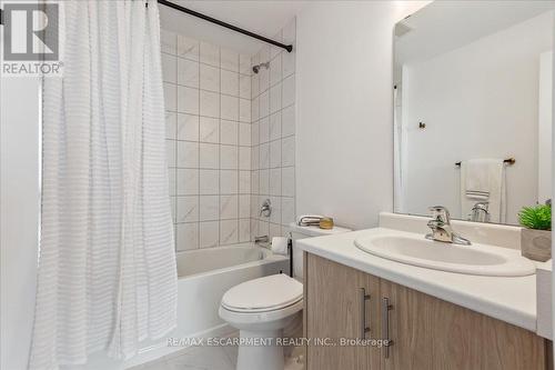 1001 - 450 Dundas Street E, Hamilton, ON - Indoor Photo Showing Bathroom