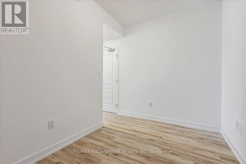 1001 - 450 Dundas Street E, Hamilton, ON - Indoor Photo Showing Other Room