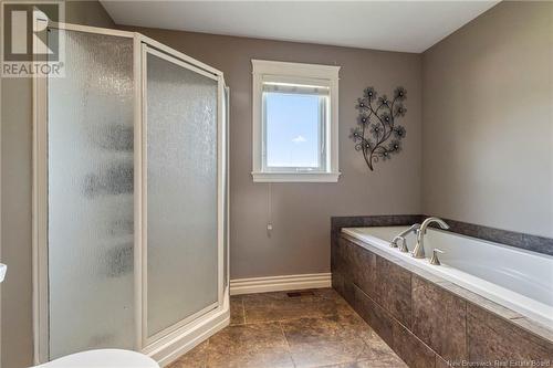 692 Old Shediac Road, Memramcook, NB - Indoor Photo Showing Bathroom