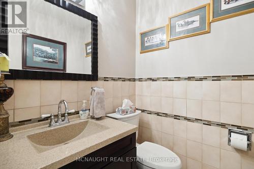 29 Atlas Street, Hamilton (Stoney Creek Mountain), ON - Indoor Photo Showing Bathroom