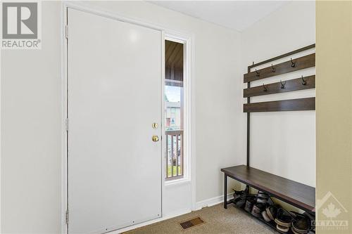 1931 Stonehenge Crescent, Ottawa, ON - Indoor Photo Showing Other Room