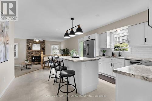 91 Chalfont Road, London, ON - Indoor Photo Showing Kitchen With Upgraded Kitchen