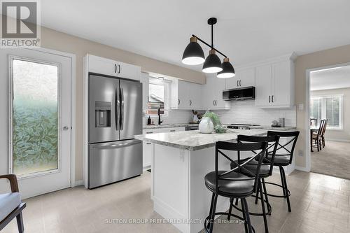 91 Chalfont Road, London, ON - Indoor Photo Showing Kitchen With Stainless Steel Kitchen With Upgraded Kitchen