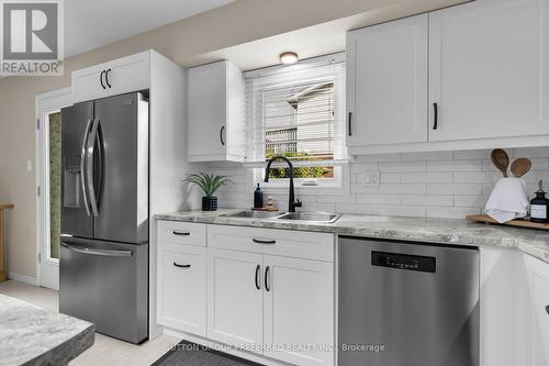 91 Chalfont Road, London, ON - Indoor Photo Showing Kitchen With Stainless Steel Kitchen With Double Sink