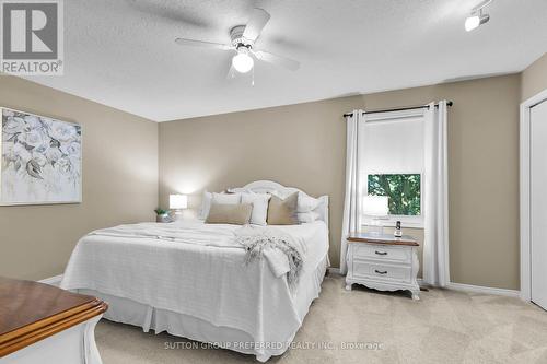 91 Chalfont Road, London, ON - Indoor Photo Showing Bedroom