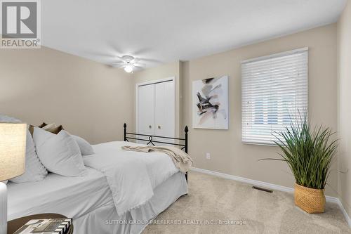 91 Chalfont Road, London, ON - Indoor Photo Showing Bedroom