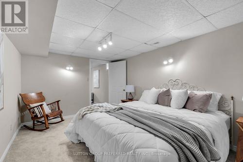 91 Chalfont Road, London, ON - Indoor Photo Showing Bedroom