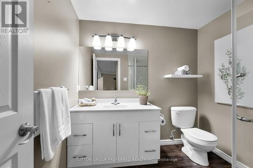 91 Chalfont Road, London, ON - Indoor Photo Showing Bathroom