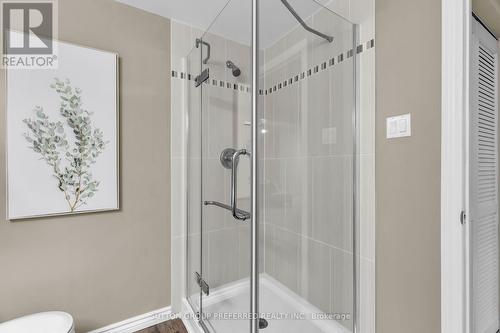 91 Chalfont Road, London, ON - Indoor Photo Showing Bathroom