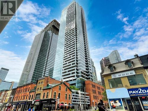 3102 - 5 St Joseph Street, Toronto (Bay Street Corridor), ON - Outdoor With Facade