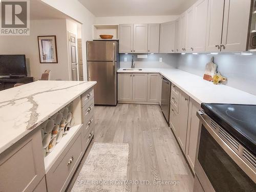 610 - 583 Mornington Avenue, London, ON - Indoor Photo Showing Kitchen